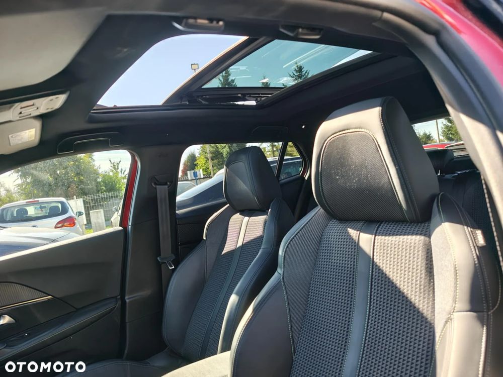 Peugeot 2008 PureTech 130 GT Pack - 14