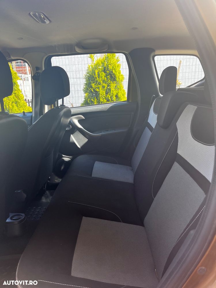 Dacia Duster 1.6 4x2 Acces - 11