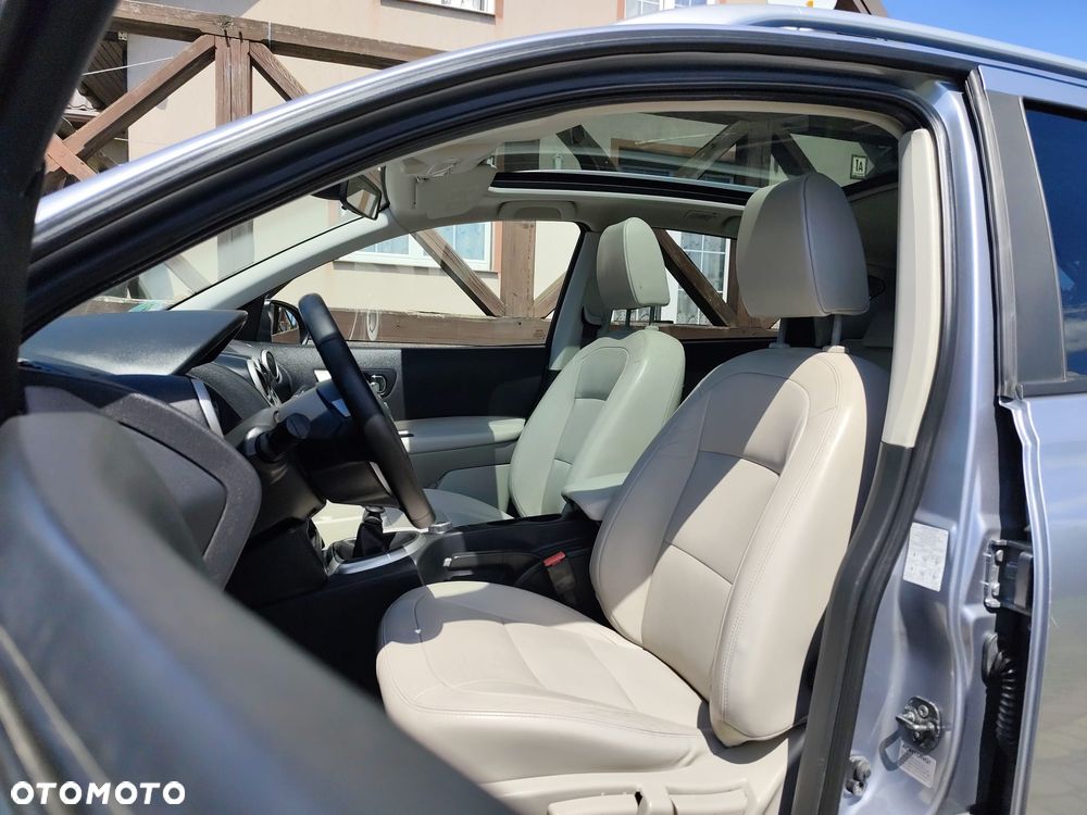 Nissan Qashqai 2.0 dCi 4x4 Tekna - 11