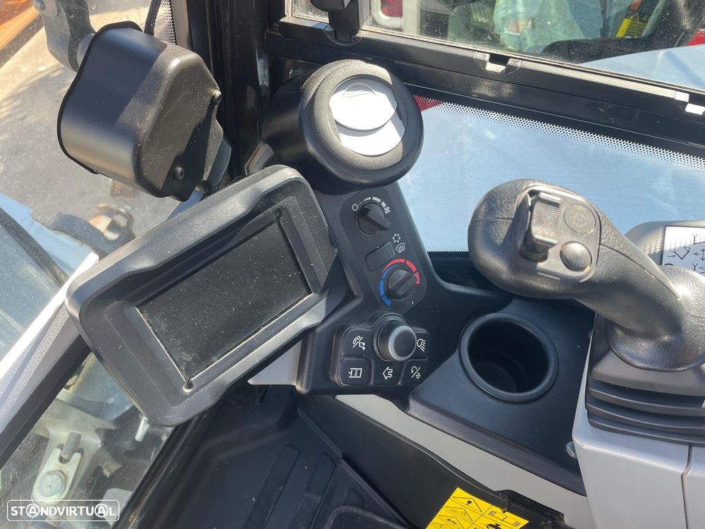 Bobcat E 50Z - Giratória - 9