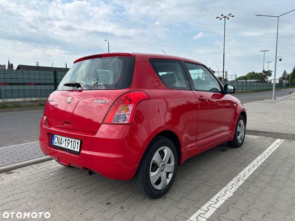 Suzuki Swift 1.3 Comfort - 12
