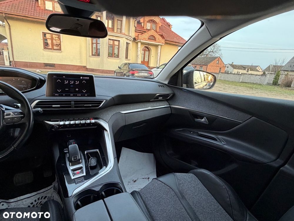 Peugeot 5008 BlueHDi 120 EAT6 Allure - 16