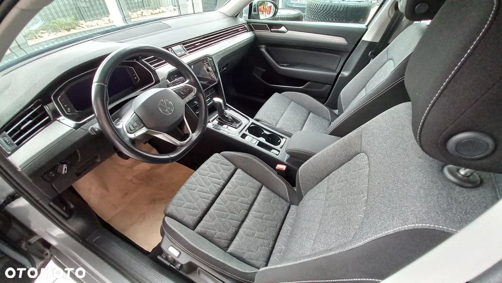 Volkswagen Passat Variant 1.5 TSI EVO Business DSG - 25