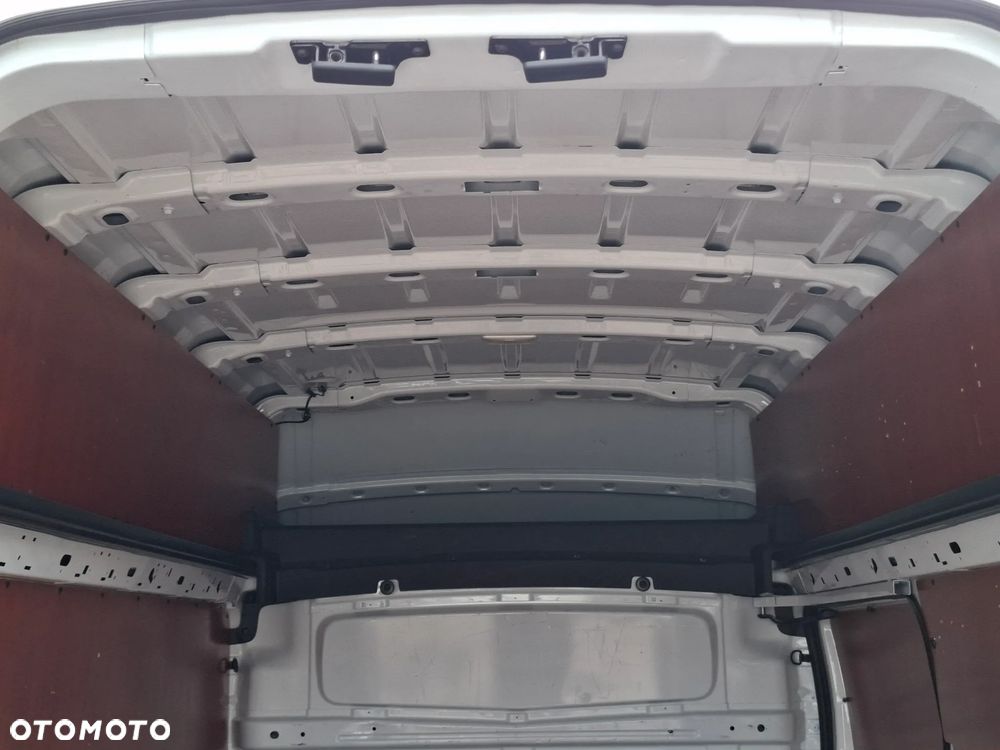 Opel Vivaro 2018 L2H2 MAXI *jedynie 77tys przebiegu* klima 3osobowy - 32
