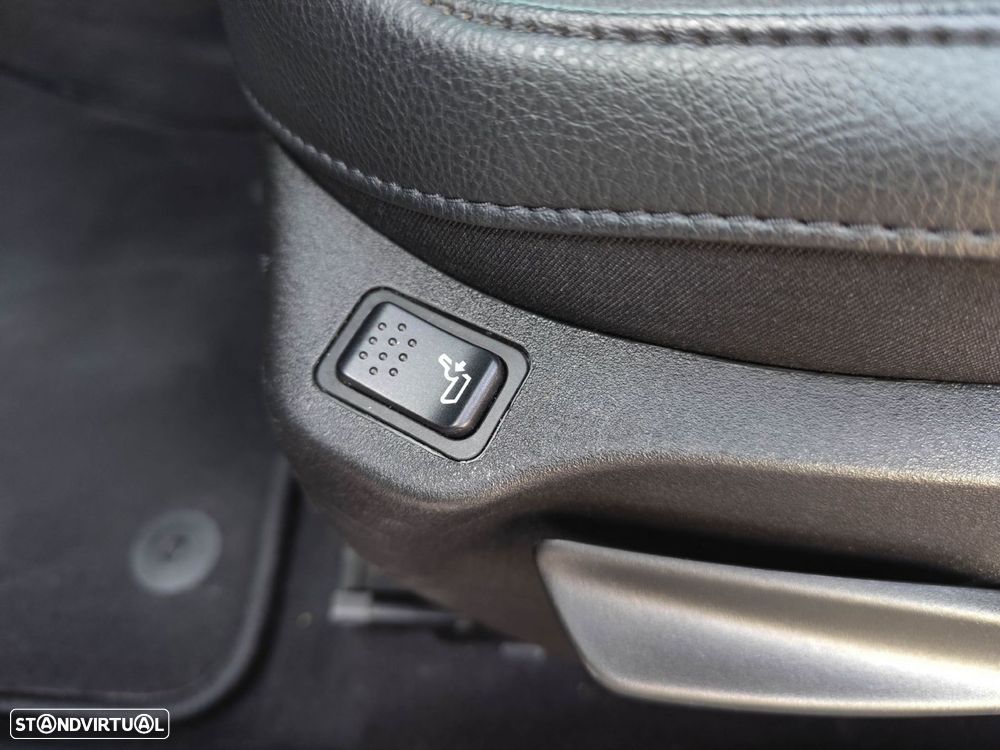 Jeep Compass 1.5 TG e-Hybrid S DCT - 32