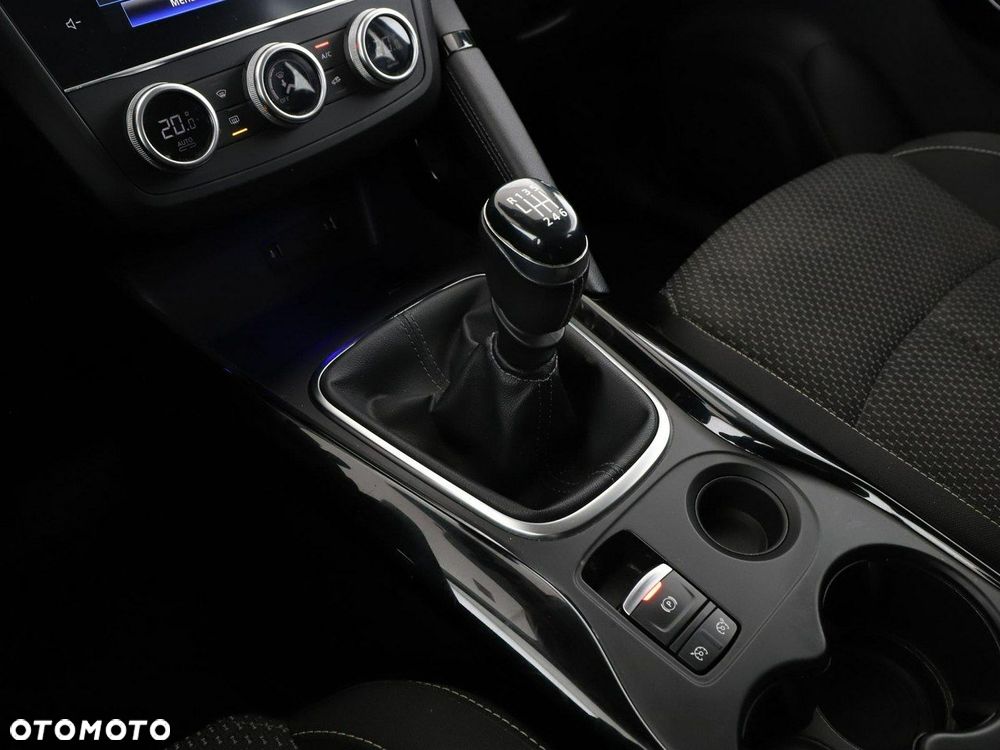 Renault Kadjar BLUE dCi 115 BUSINESS EDITION - 29