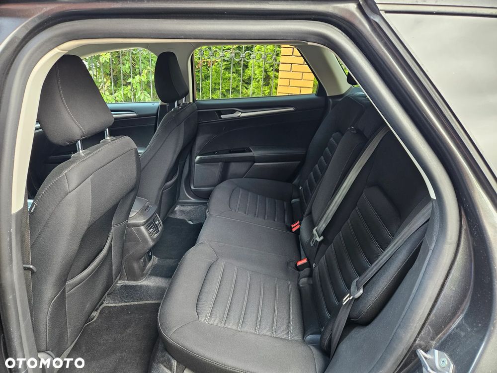 Ford Mondeo - 9