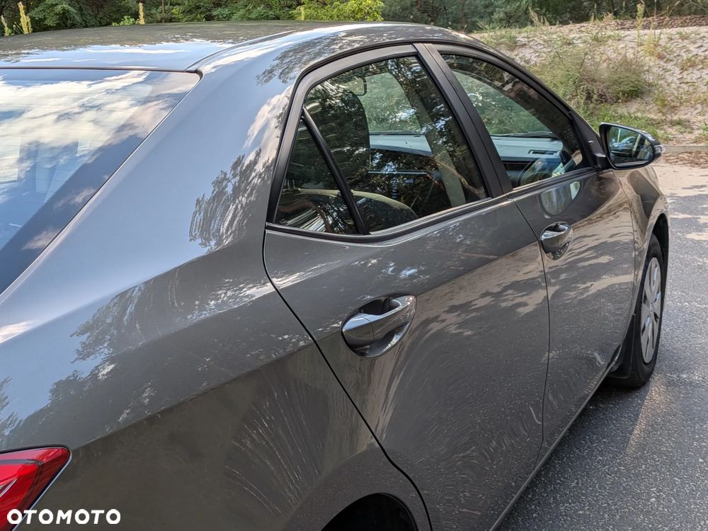 Toyota Corolla 1.33 Active EU6 - 12