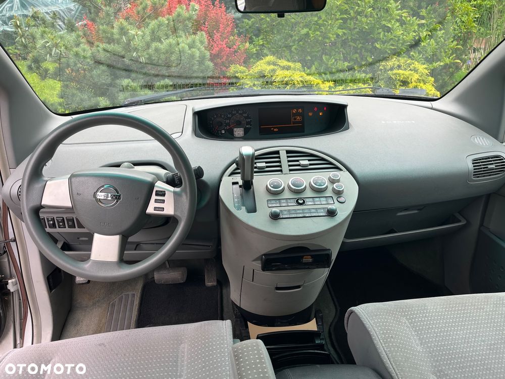 Nissan Quest 3.5 S - 8