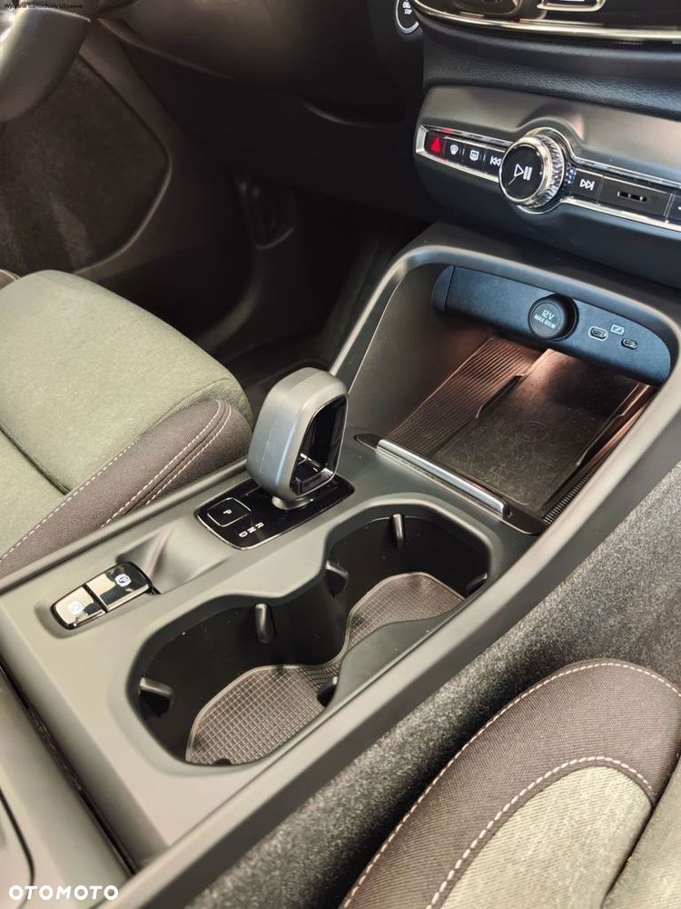 Volvo XC 40 2023