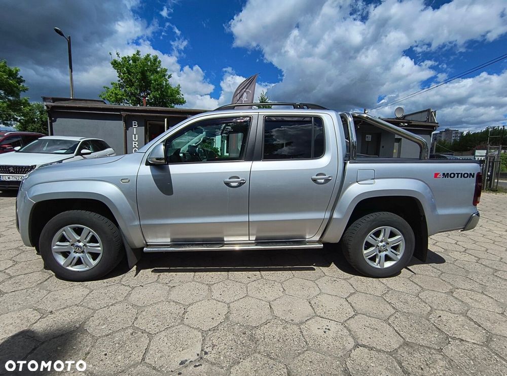 Volkswagen Amarok - 8