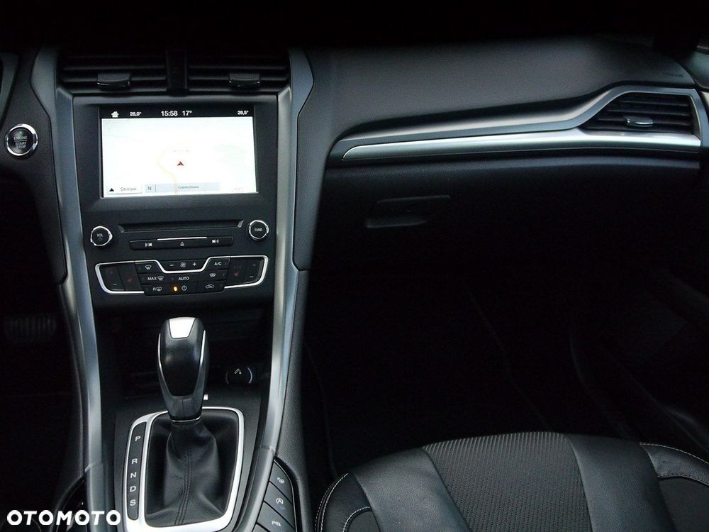 Ford Mondeo 2.0 TDCi Titanium X - 25