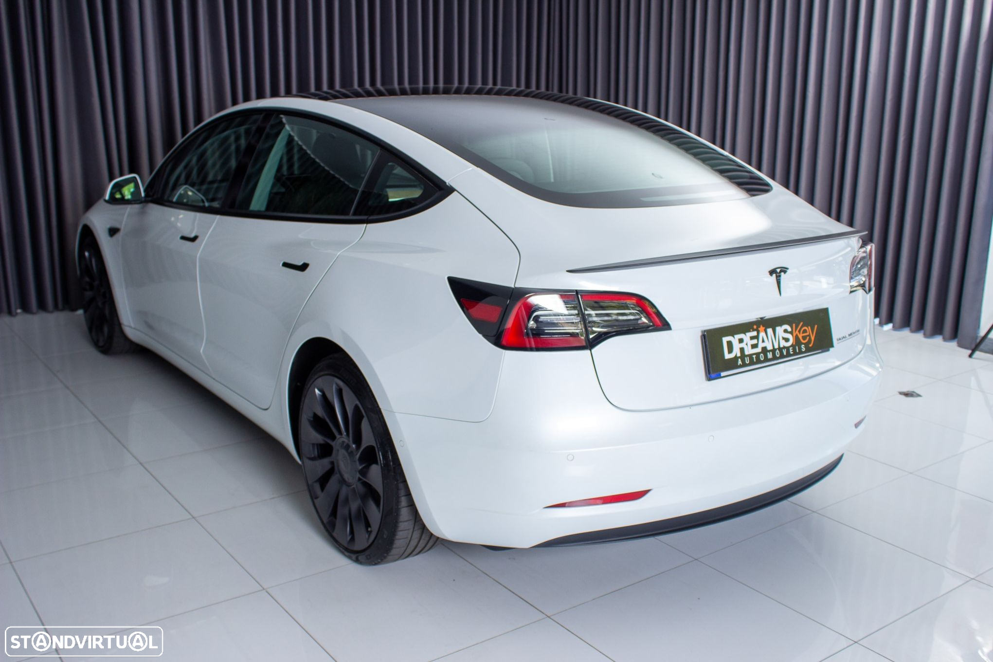 Tesla Model 3 Performance Dual Motor AWD - 2