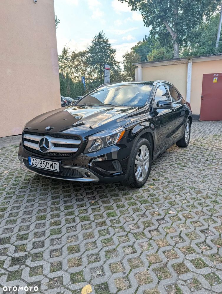 Mercedes-Benz GLA 250 7G-DCT UrbanStyle Edition - 18