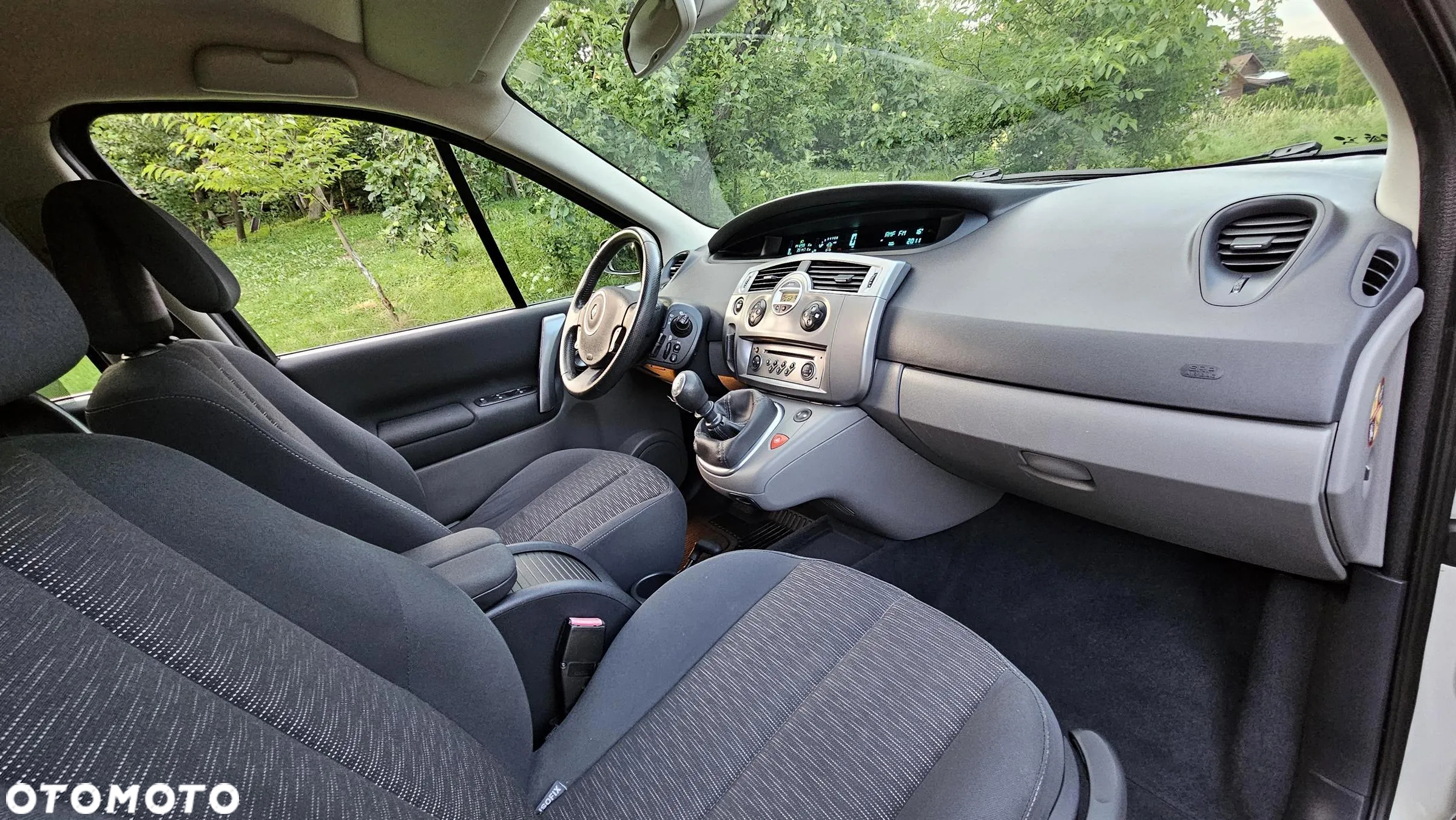 Renault Scenic 1.6 16V Privilege - 24
