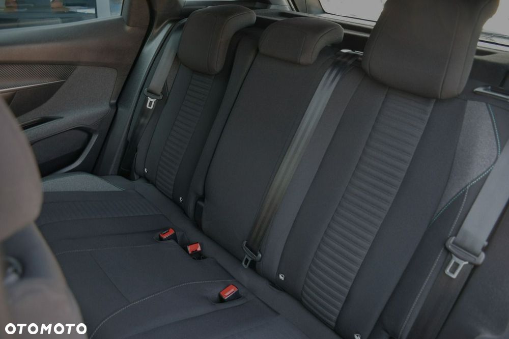 Peugeot 3008 225 e-EAT8 Allure Pack - 19
