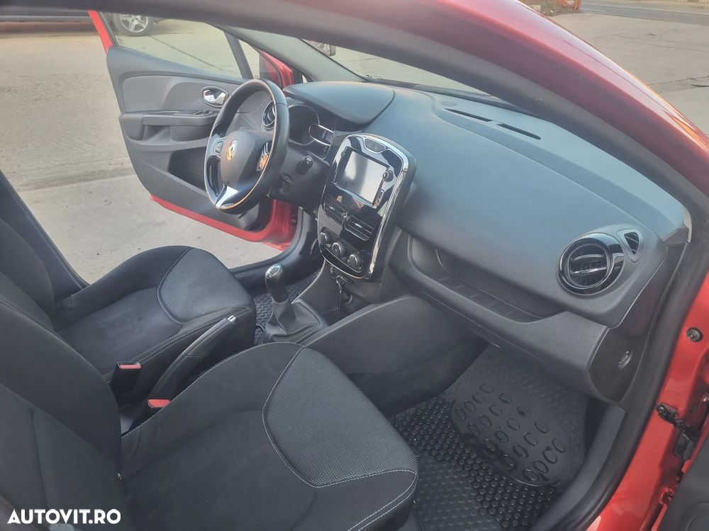 Renault Clio TCe 90 Limited - 14