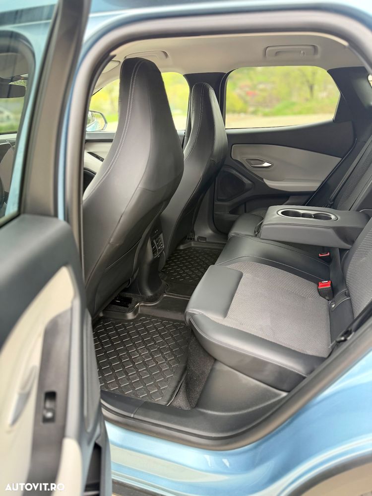 Ford Explorer RWD 77 kWh Extended Range Select - 13