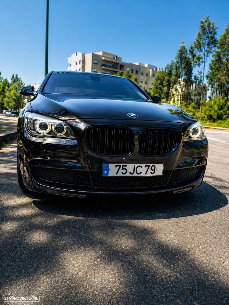 BMW 740 d Pack M - 2