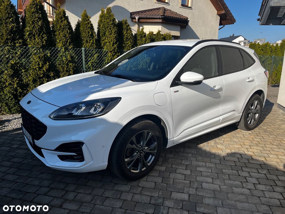 Ford Kuga - 1