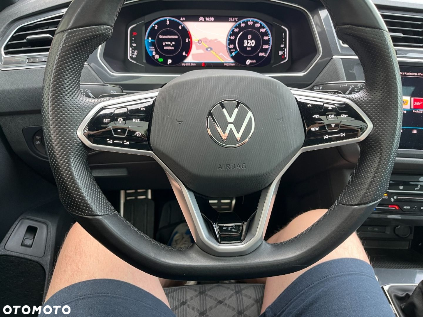 Volkswagen Tiguan 2.0 TDI SCR DSG R-Line - 24