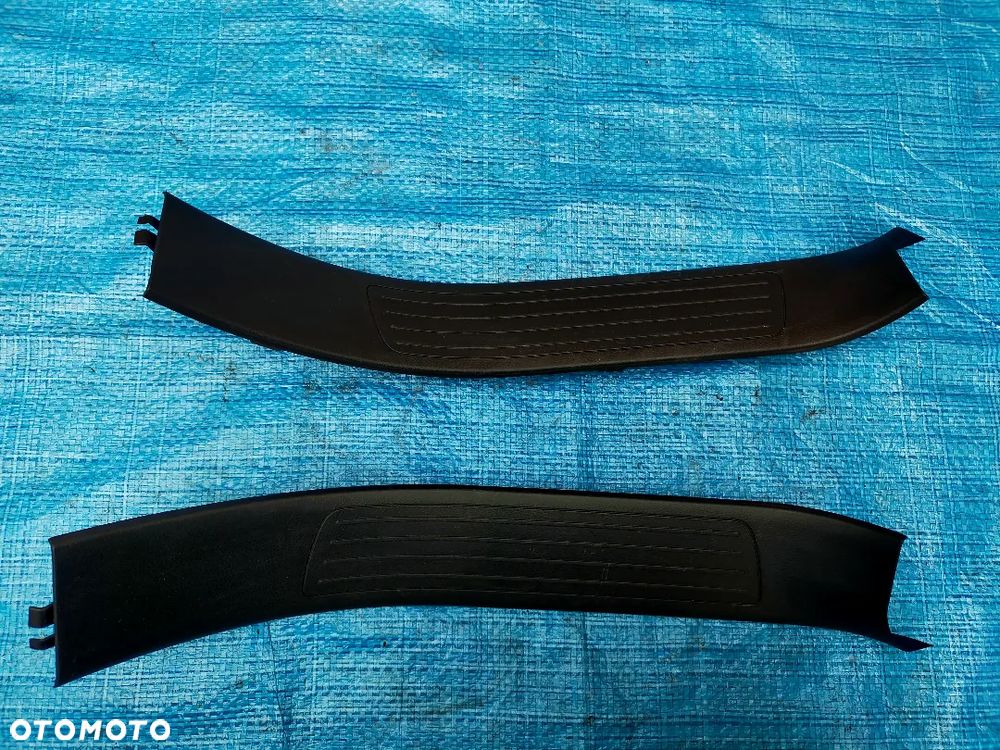 Mercedes W166 GLE Osłona Listwa Progu Tył Prawa Lewa A1666800635 A1666800535