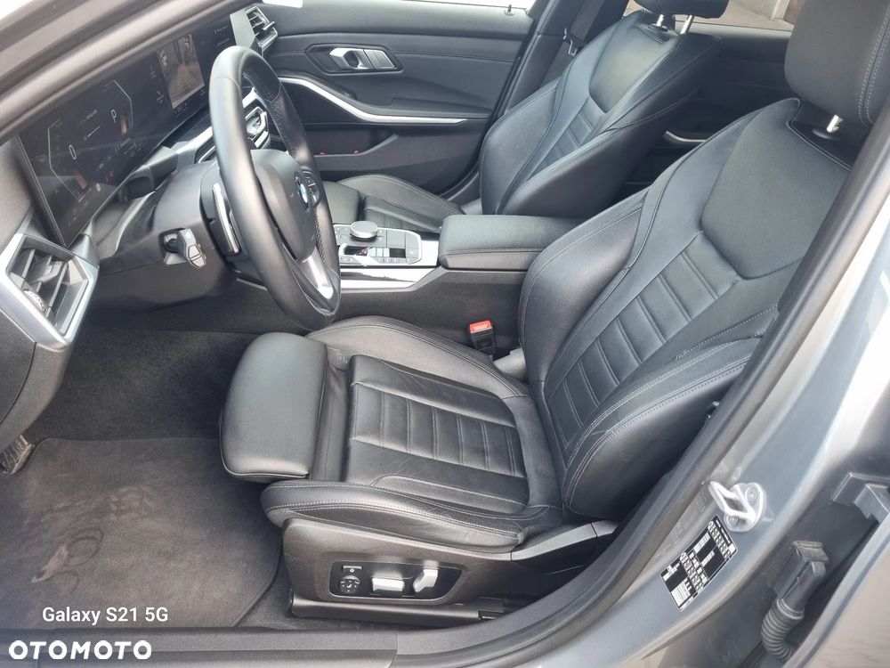 BMW Seria 3 318i - 14