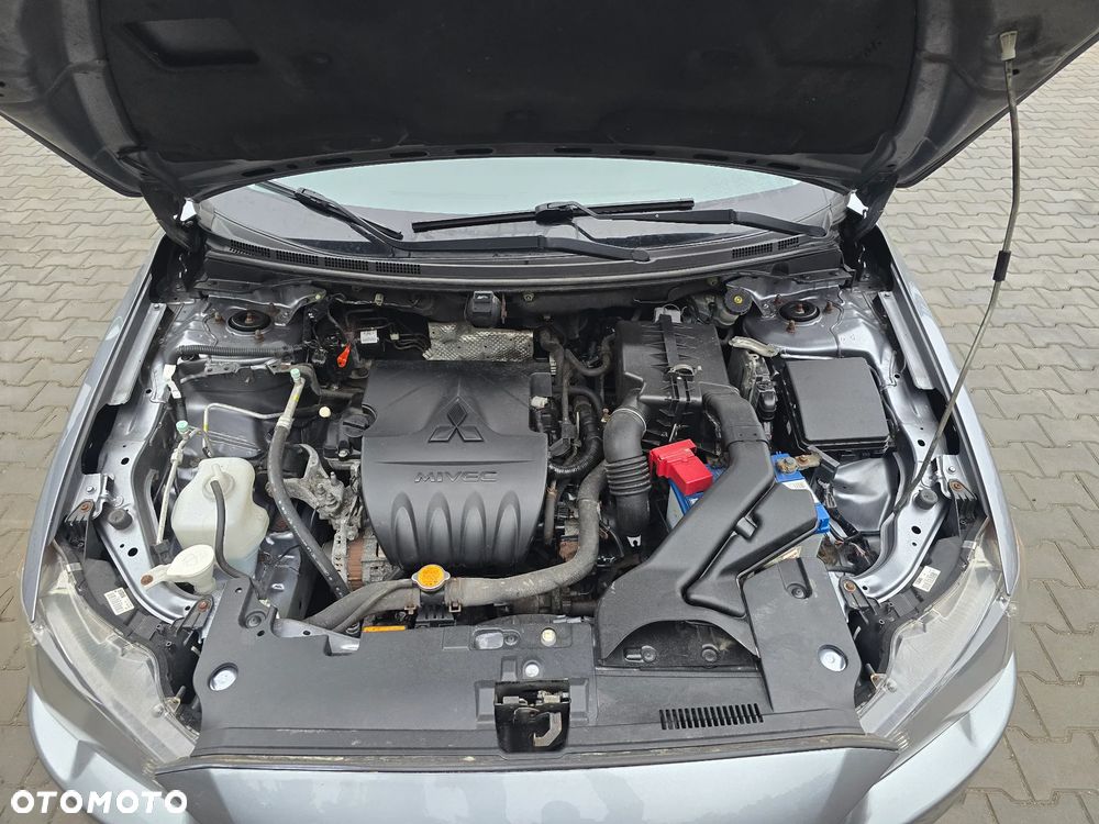 Mitsubishi Lancer 1.6 Intense - 13