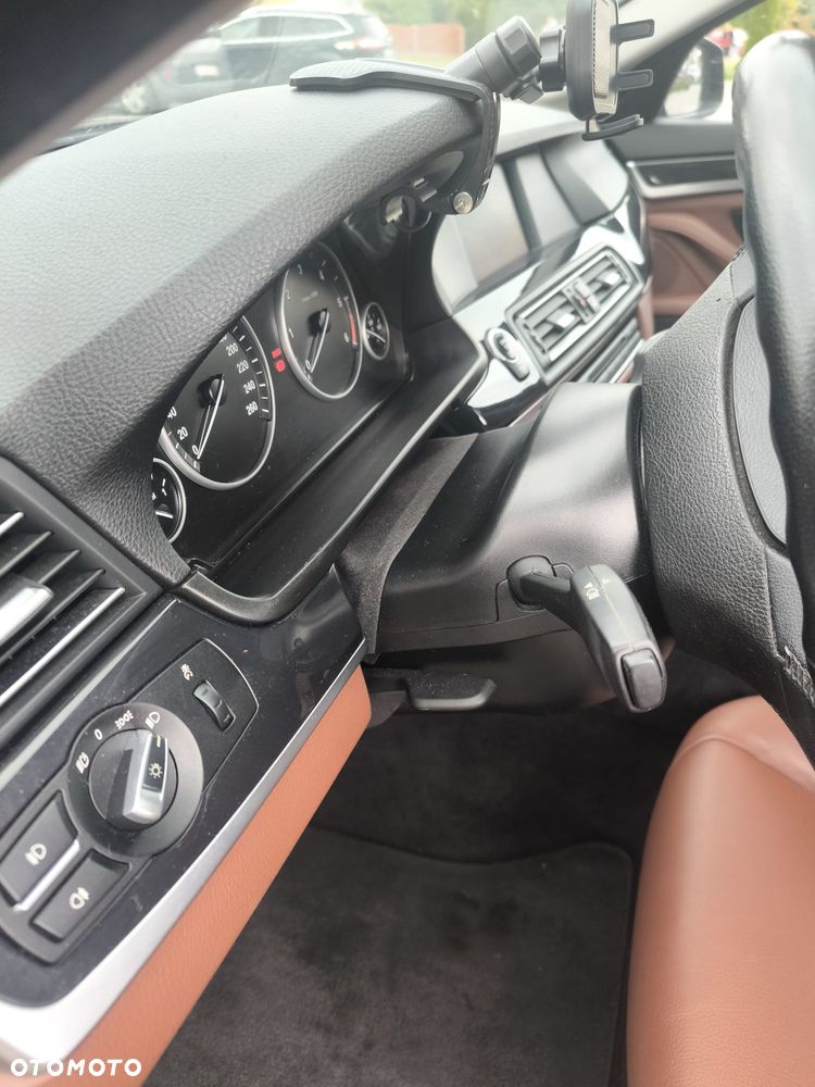 BMW Seria 5 520d - 19