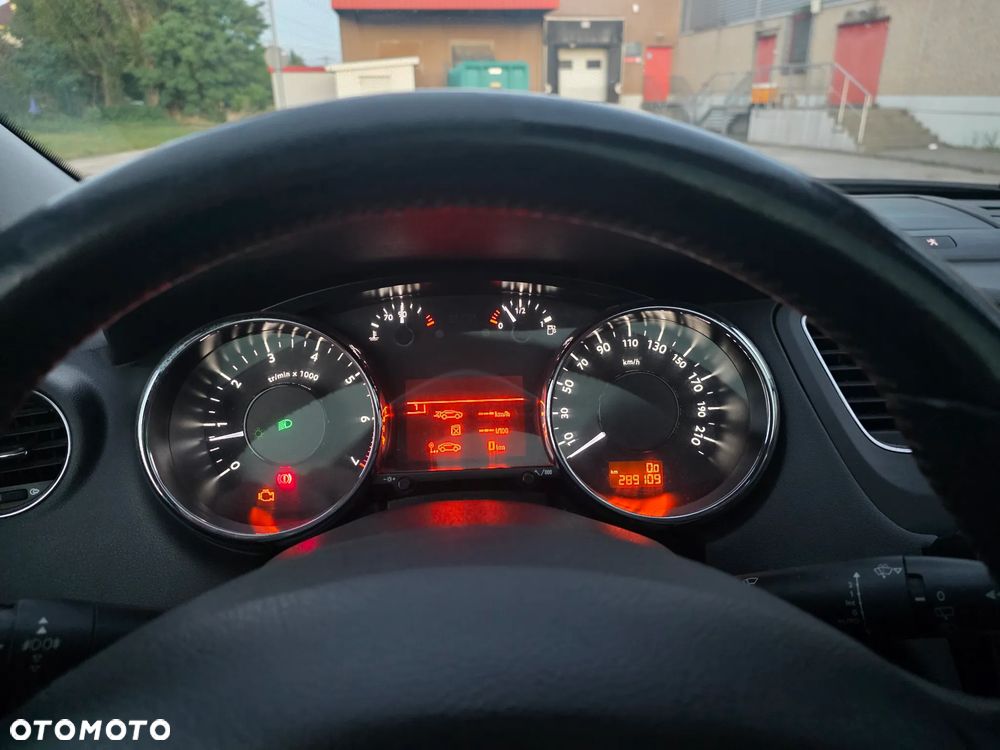 Peugeot 5008 1.6 THP Active 7os - 13