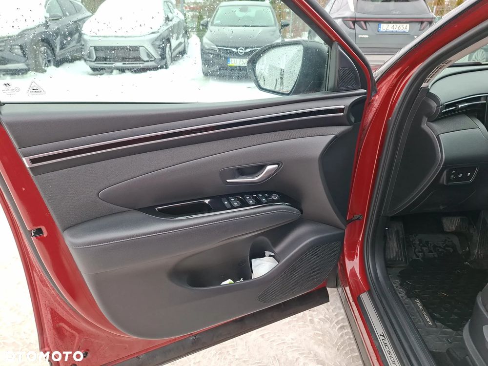 Hyundai Tucson 1.6 T-GDi 48V-Hybrid 2WD DCT Select - 9