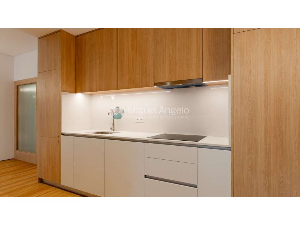 APARTAMENTO T3 COM 150 M² E DUAS SUÍTES | CENTRO DE GONDOMAR - Grande imagem: 2/29