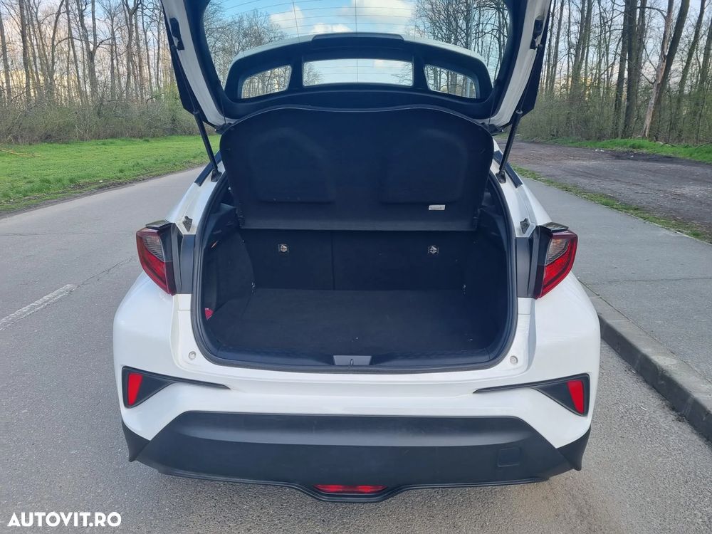 Toyota C-HR - 12