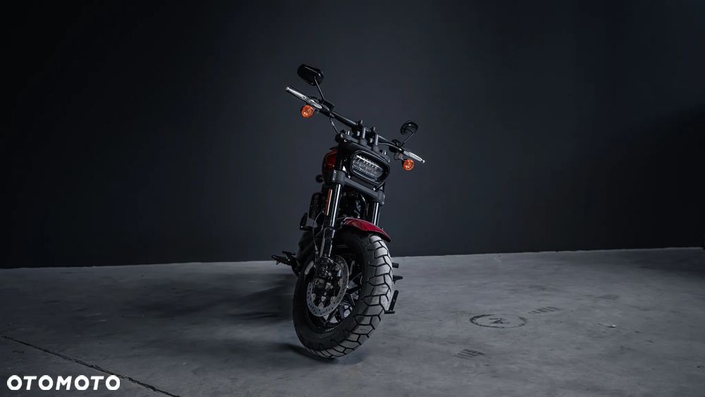 Harley-Davidson Softail Fat Bob - 2