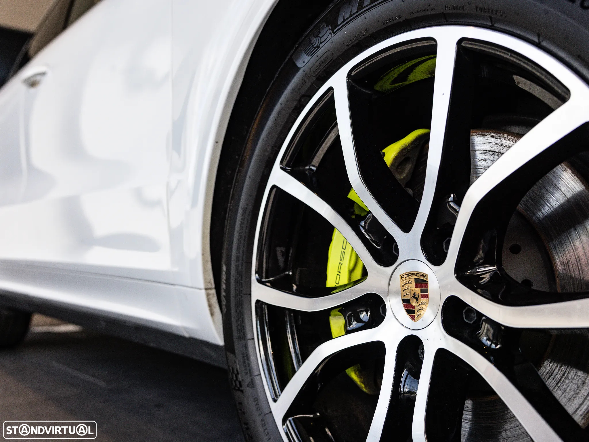 Porsche Cayenne Coupé E-Hybrid - 22