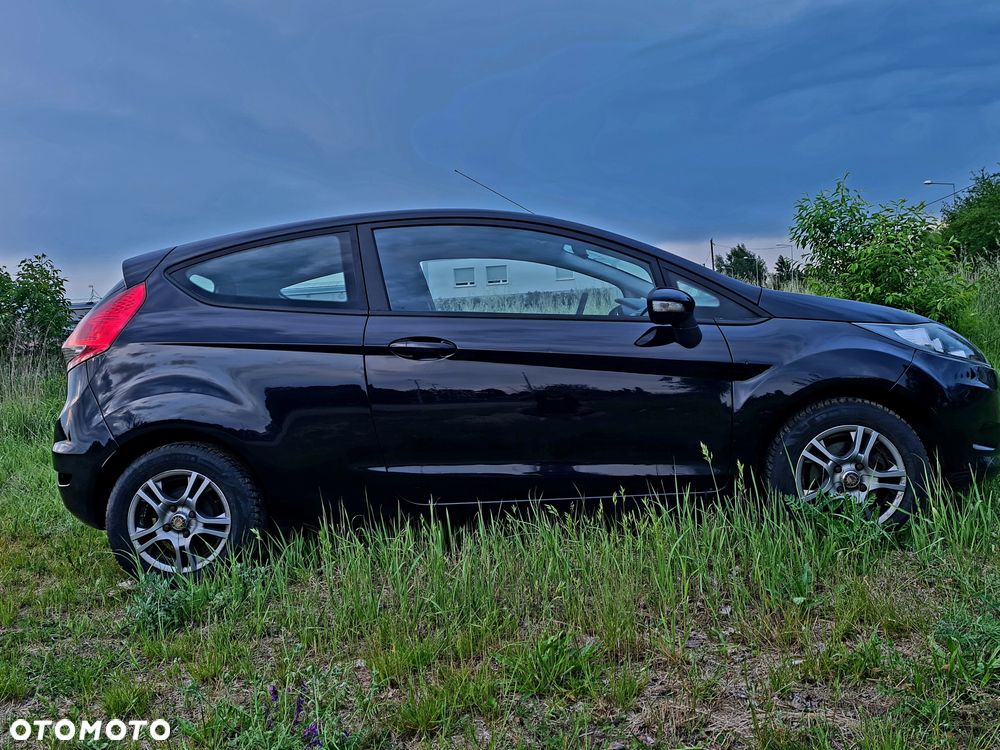 Ford Fiesta - 17