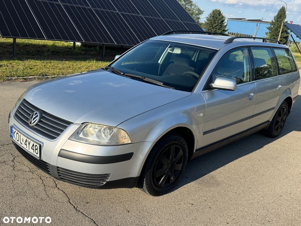 Volkswagen Passat 1.9 TDI Highline - 1