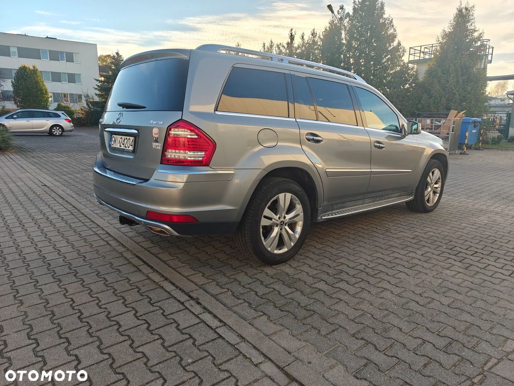 Mercedes-Benz GL 450 4Matic 7G-TRONIC - 7