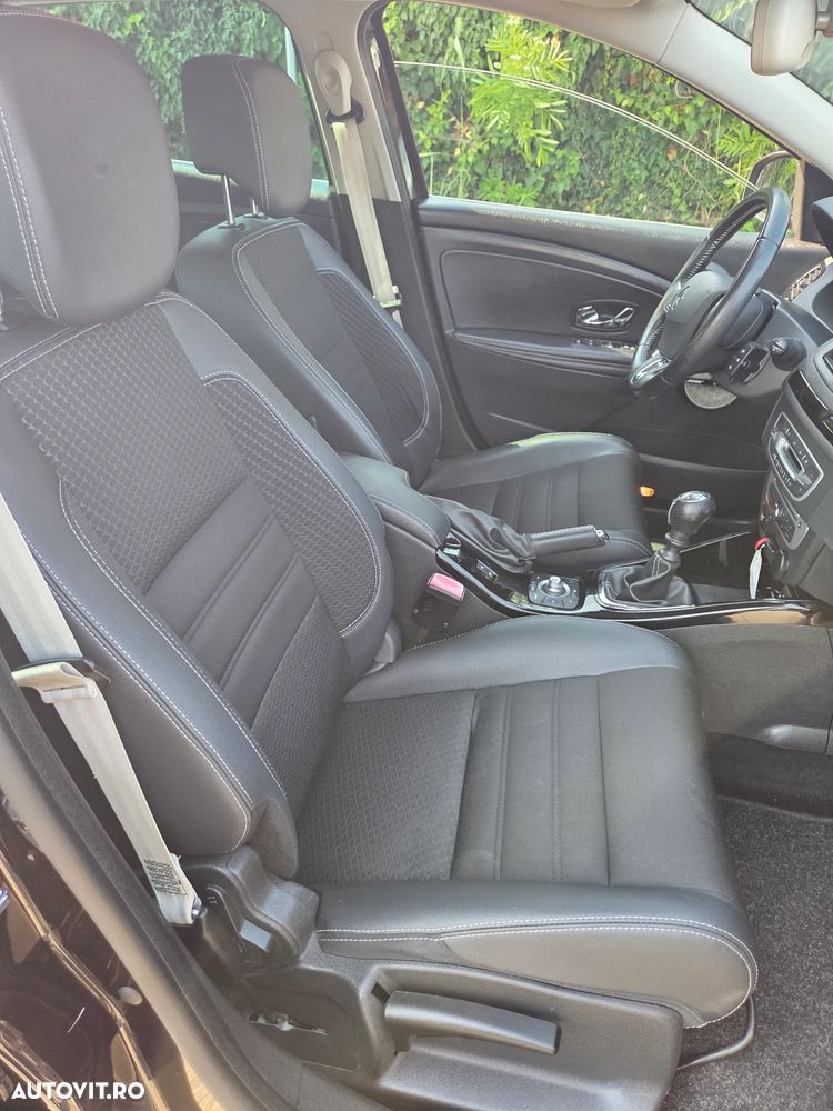 Renault Megane ENERGY dCi 110 Start & Stopp Bose Edition - 24