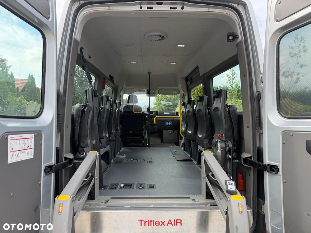 Volkswagen Crafter - 25