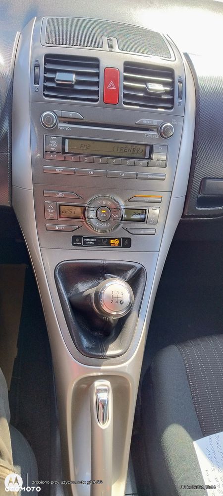 Toyota Auris 1.6 VVT-i Sol - 33