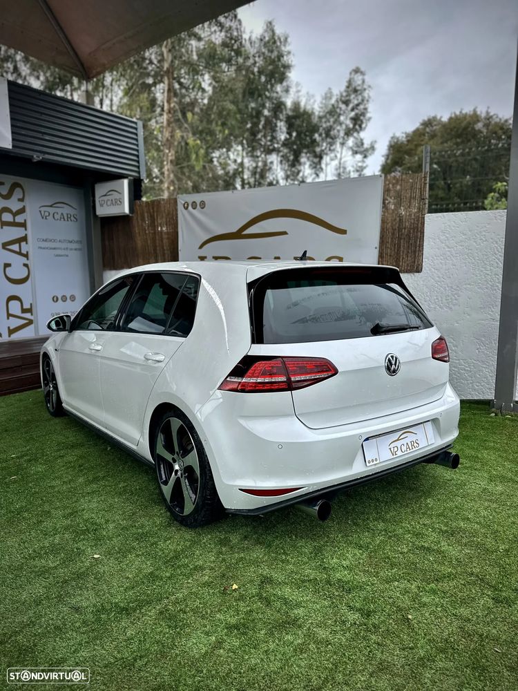 VW Golf 2.0 TSi GTi DSG - 6