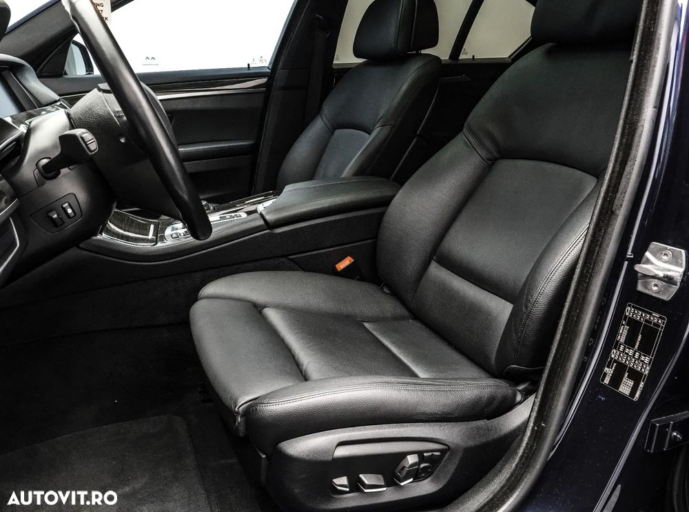 BMW Seria 5 530d AT - 14