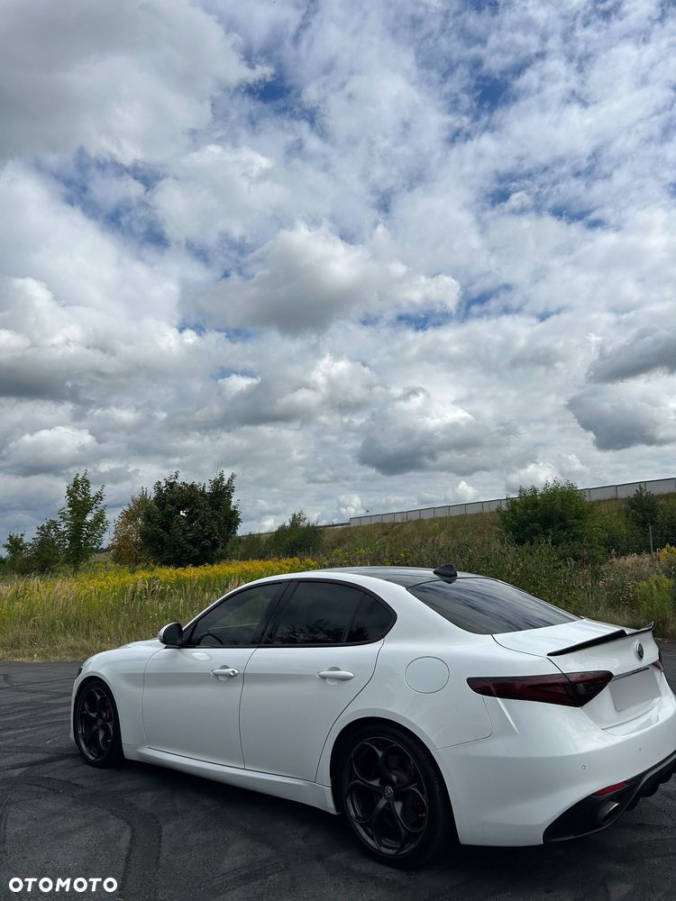 Alfa Romeo Giulia 2.0 Turbo Veloce - 9