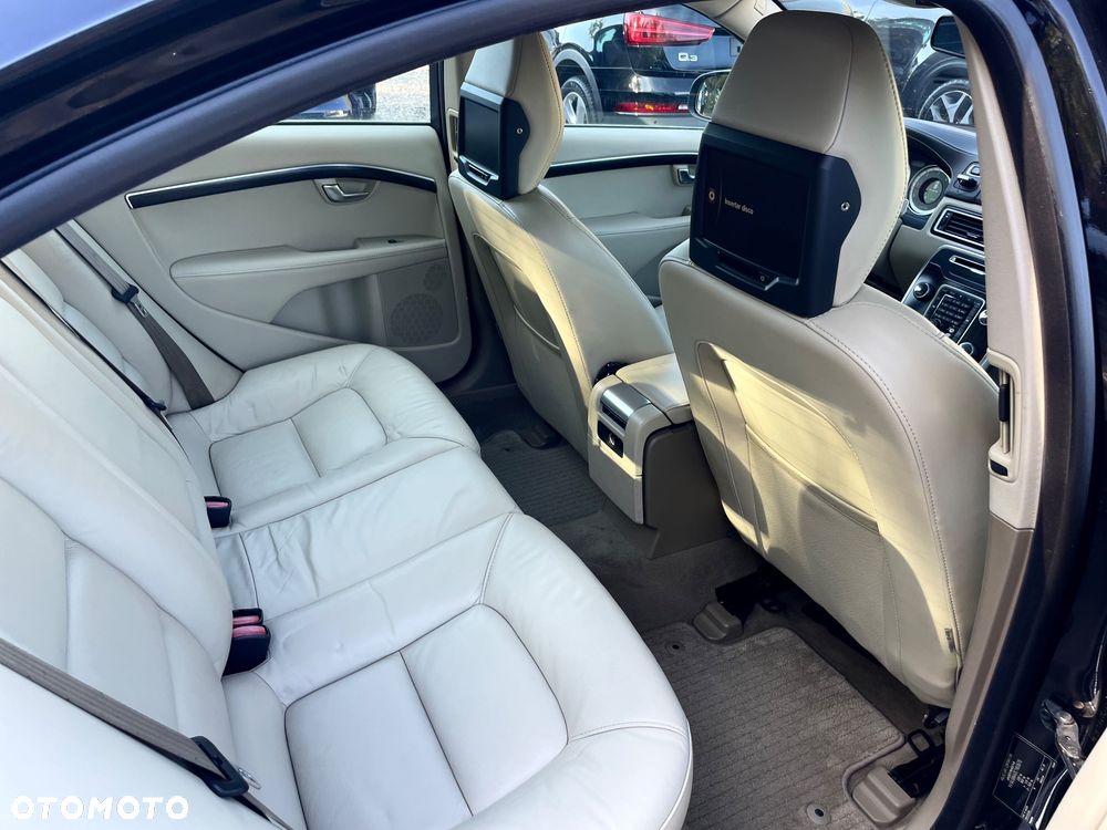 Volvo S80 - 16