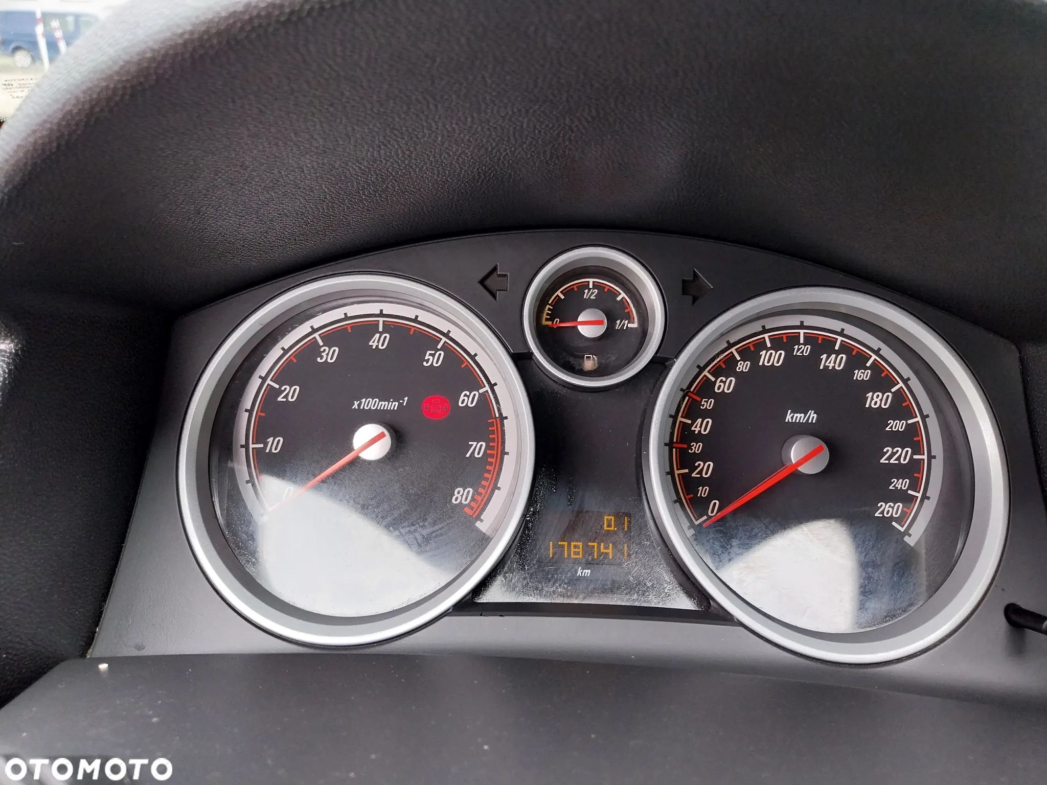 Opel Astra GTC 1.8 Sport - 16