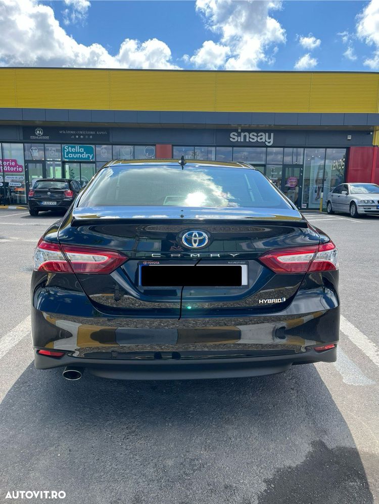 Toyota Camry 2.5 Exclusive - 3