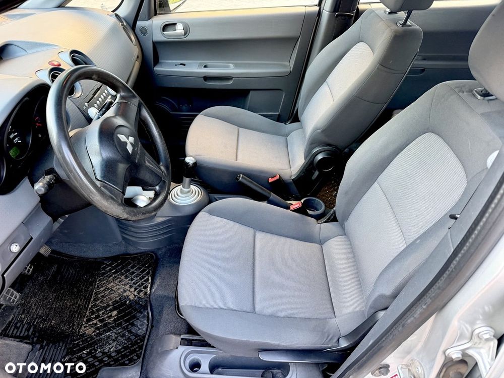 Mitsubishi Colt 1.3 30 Jahre - 5