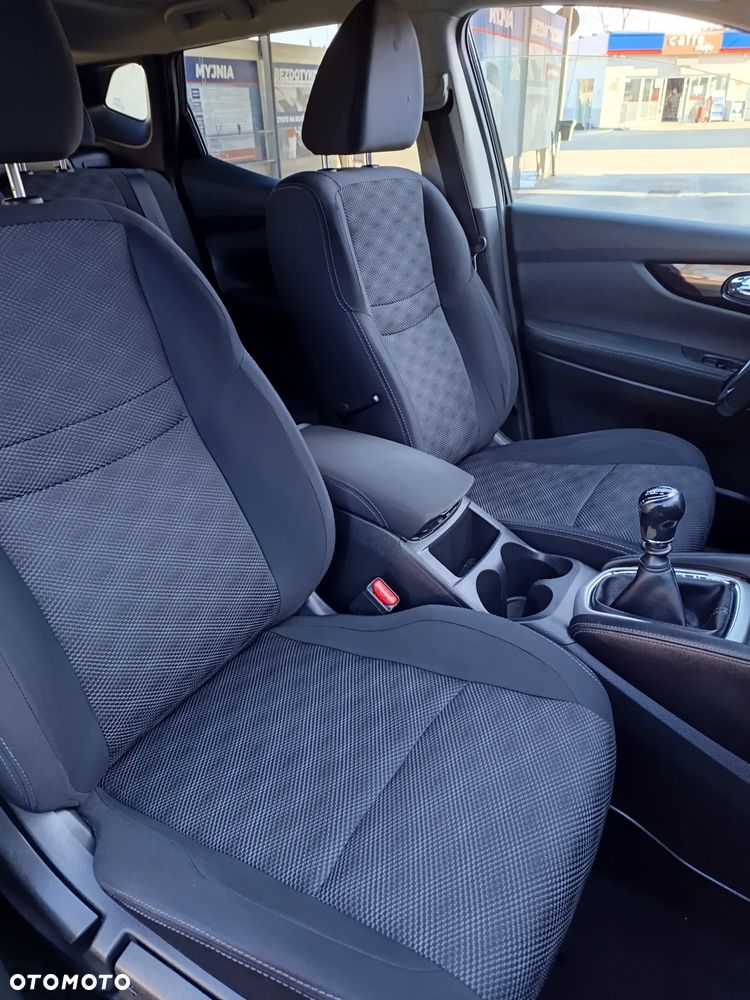 Nissan Qashqai 1.5 dCi N-Connecta - 12