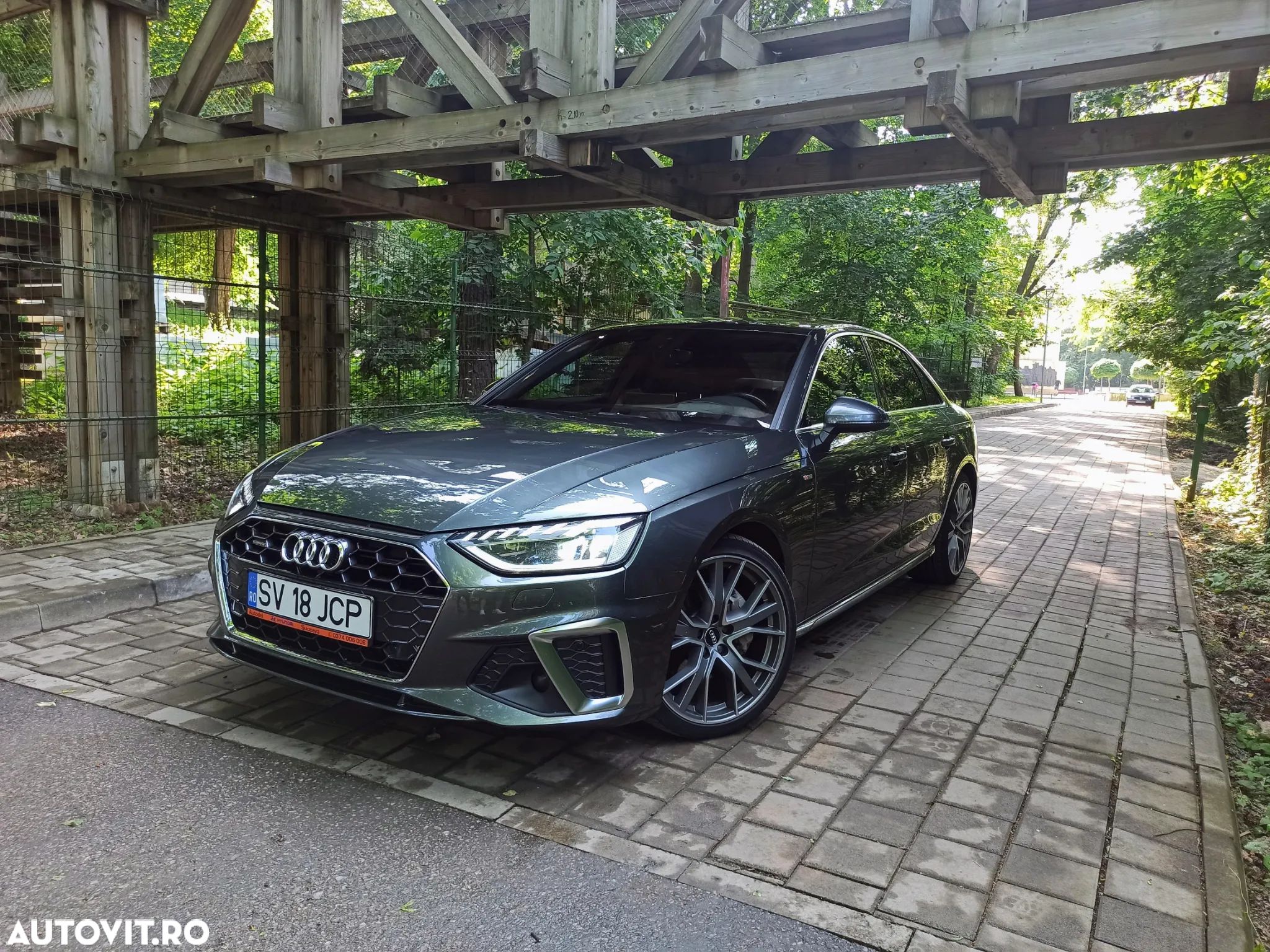 Audi A4 40 TDI quattro S tronic S Line - 1